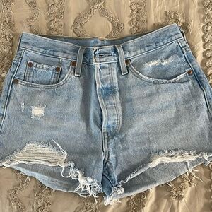 Levi shorts